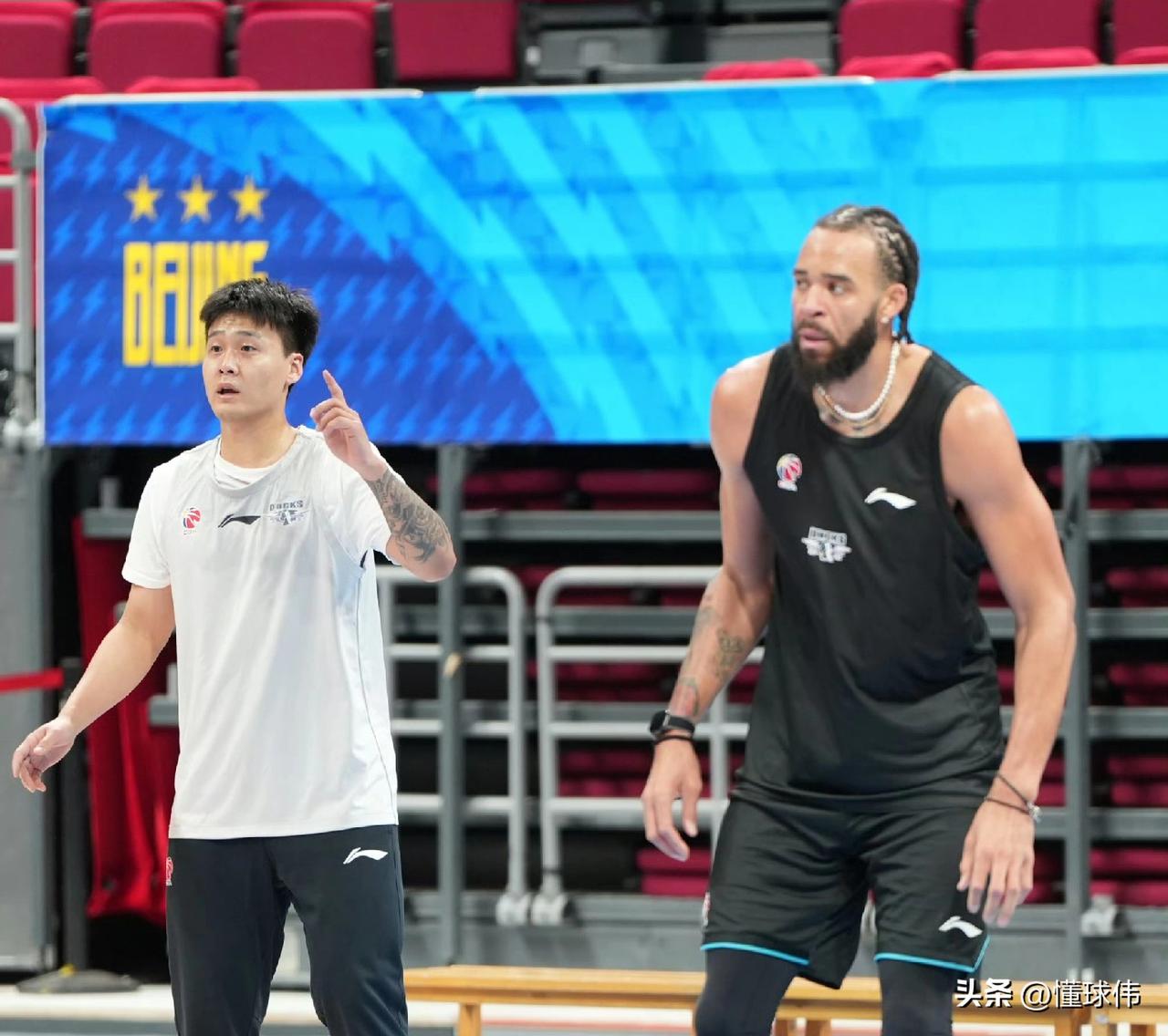 能用好吗？许利民谈麦基：

“麦基现在差不多是六成的状态。”

“心肺功能。”