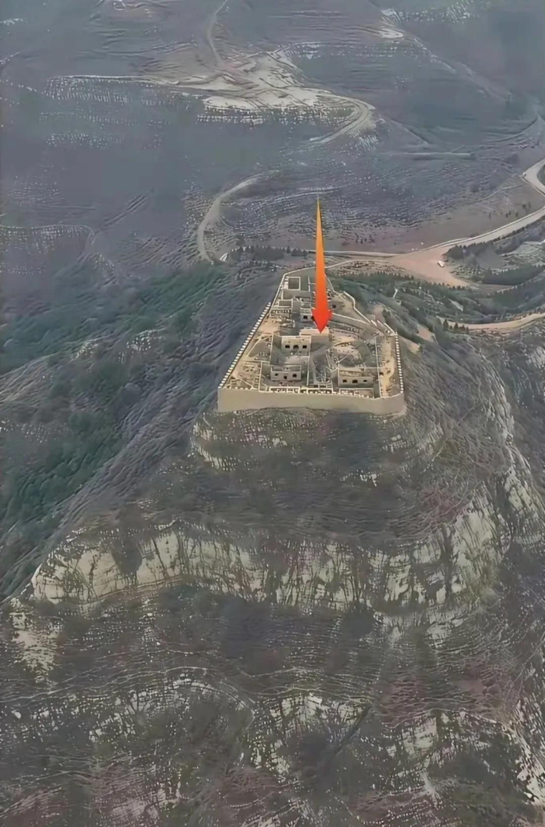 这座城堡放在古代绝对是易守难攻，你有攻破良策吗？