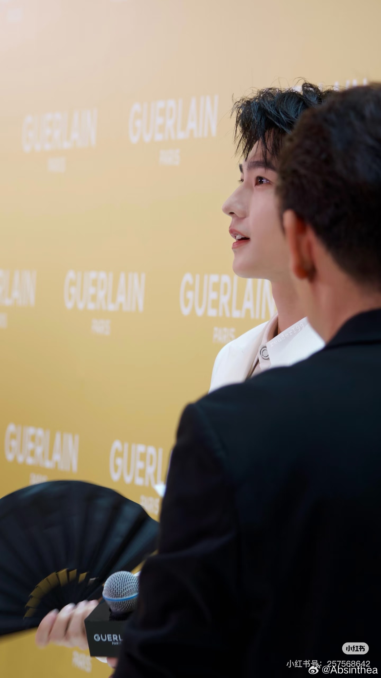 好清澈的眼睛呀杨洋的眼睛特别好看……很动人😍亮晶晶的🐏 