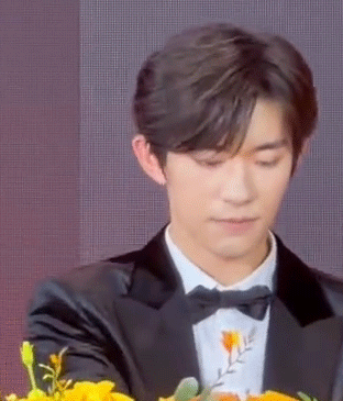 千玺弟弟还这么可爱？ 