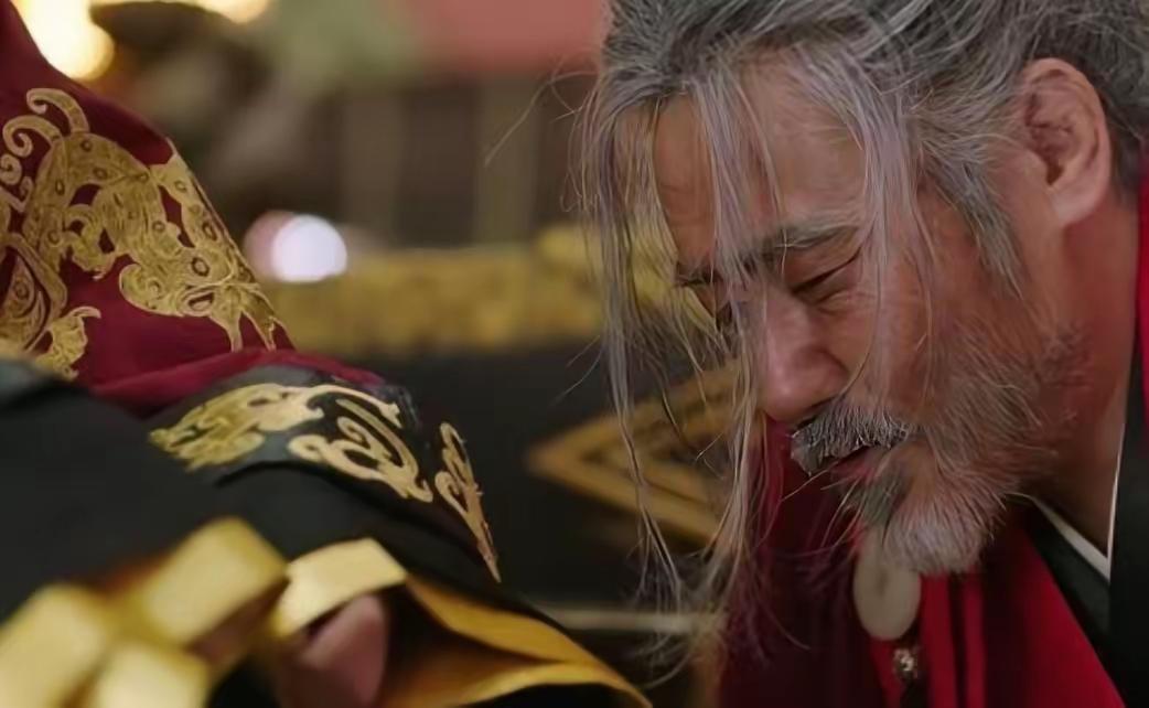 司马懿自知活不了多久了，想起曾被自己斩杀的曹家1000多口人，临终前，他给儿孙留