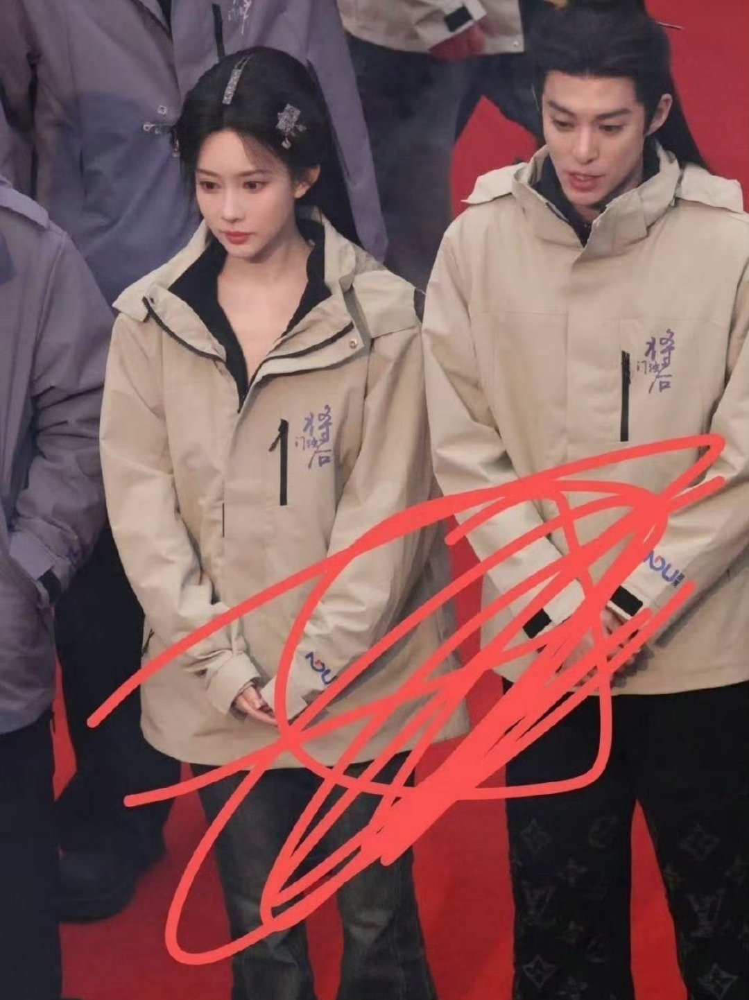 王鹤棣、孟子义《将门独后》开机同框来了，生图状态怎么样？ 