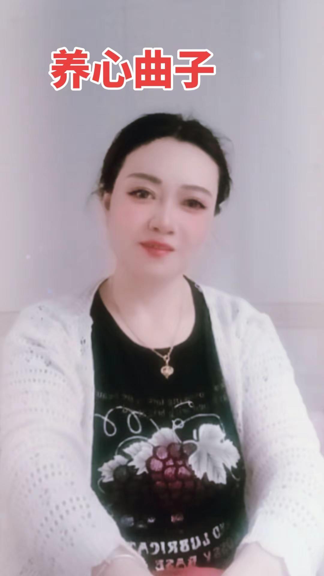 记录真实生活穿搭 记录每天不同自己 记录当下真实的我
