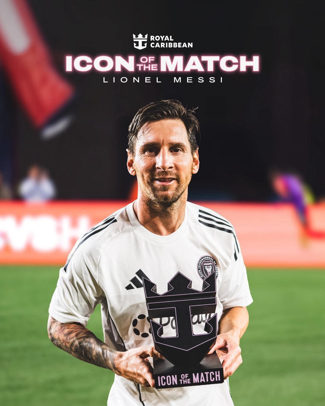 梅西又是Icon Of The Match！这张拍的憨憨的梅西[超话]梅西梅开二