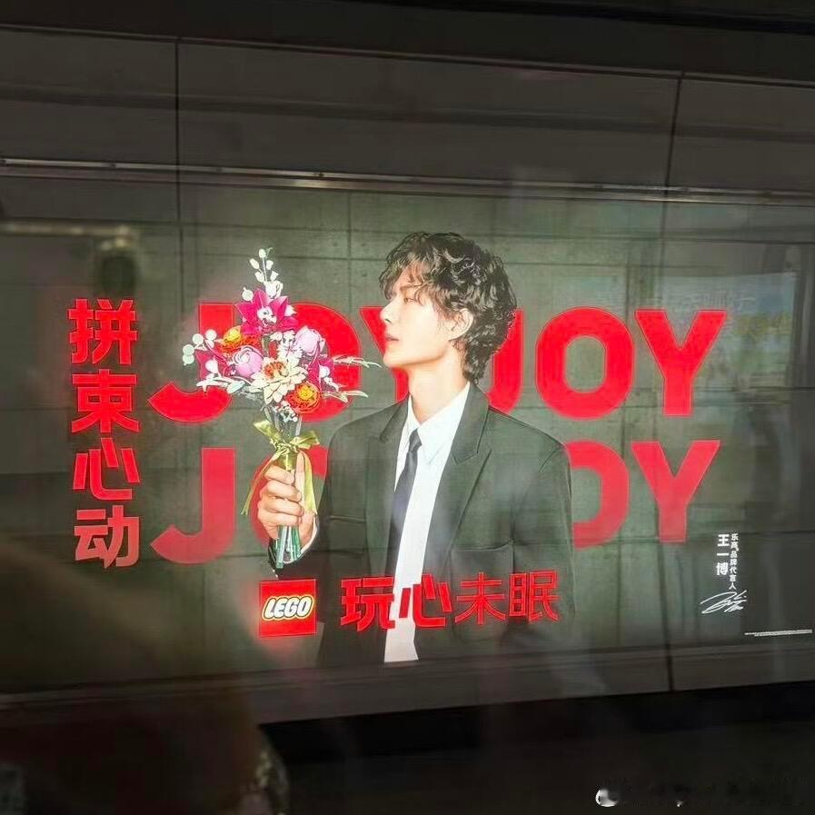 "快点快点快点……"怎么每一个霸霸都介么捉急呀哈哈哈……还没预热地广都出来了[哈