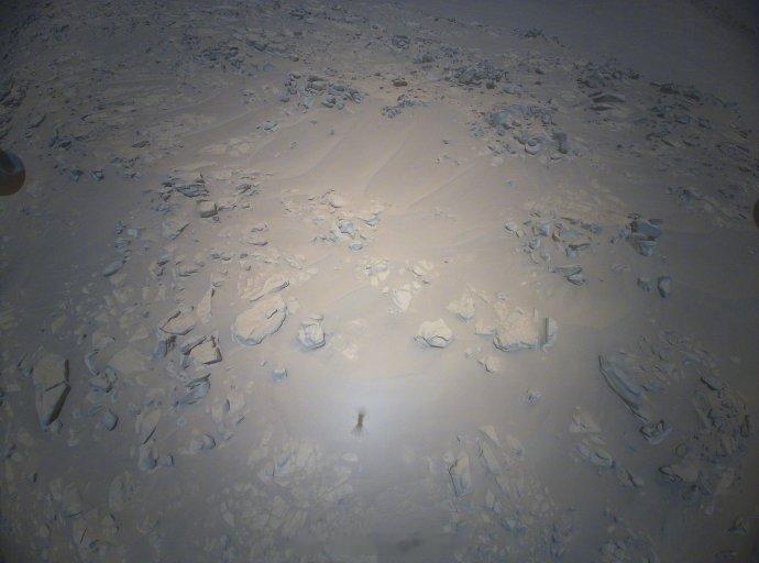 【机智号火星直升机创纪录飞行】2023年12月20日，“机智”号火星直升机进行了