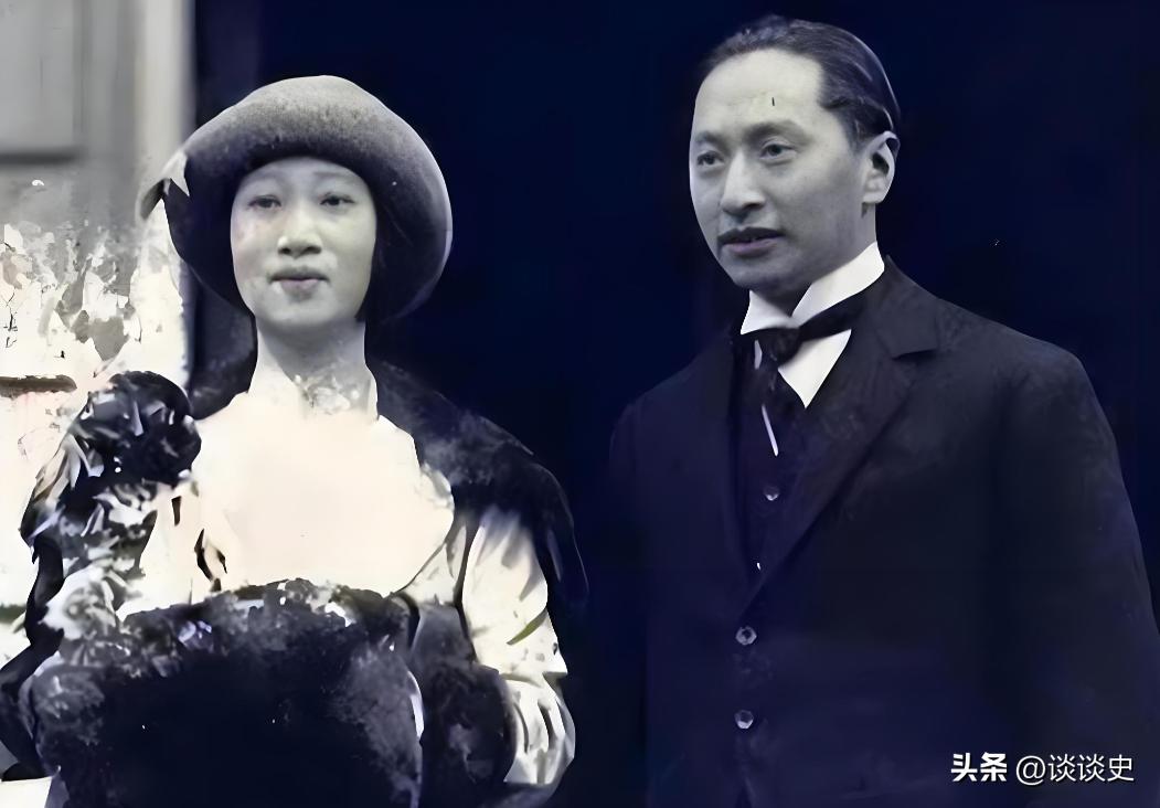 1956年，黄蕙兰踹开房门，抄起一壶滚烫的茶水，直接浇在丈夫顾维钧的头上。顾维钧