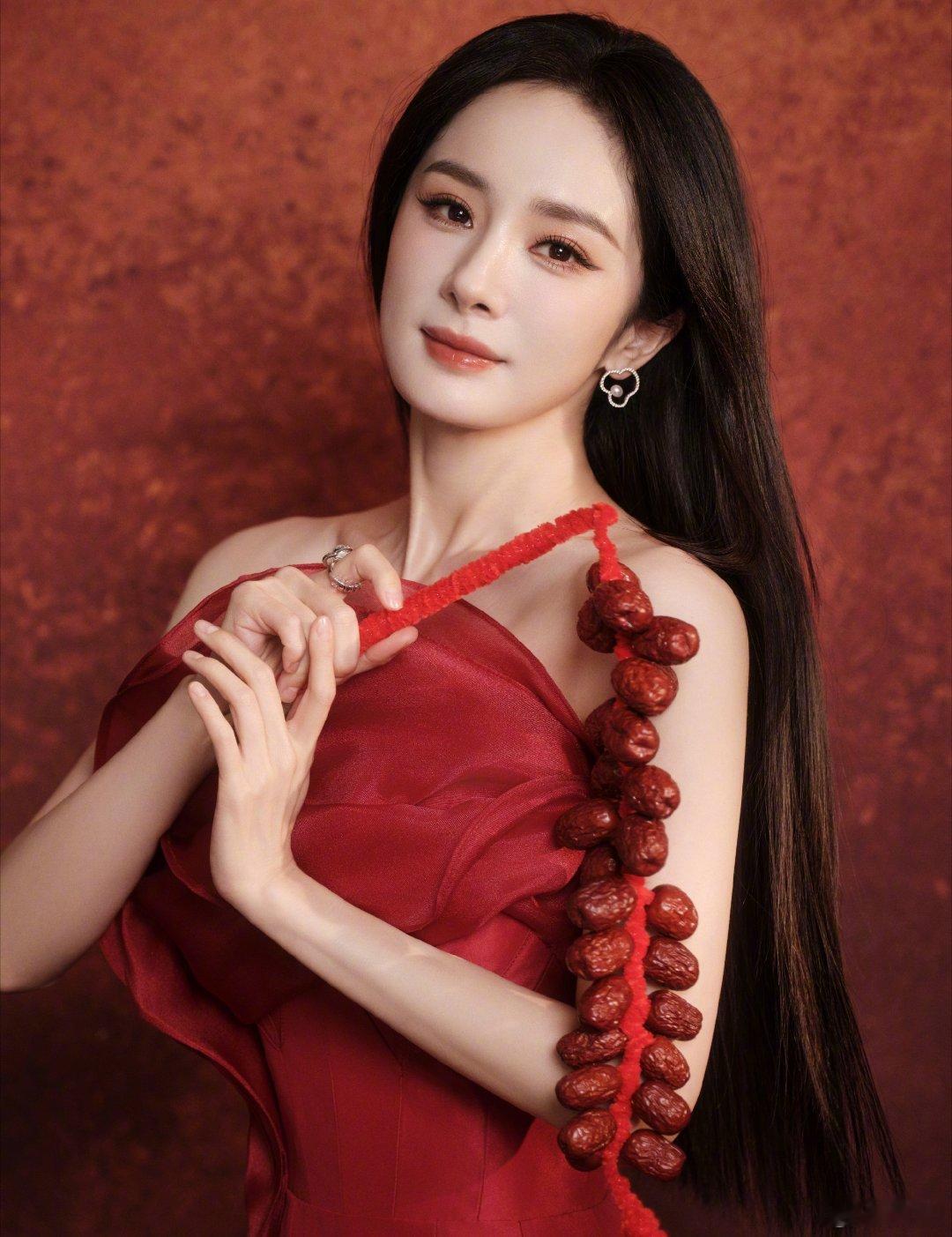 杨幂冯娷 ｜杨幂冯湮儿 你的出现对我来说就是一束光𝒀𝒐𝒖𝒓 𝒑𝒓𝒆