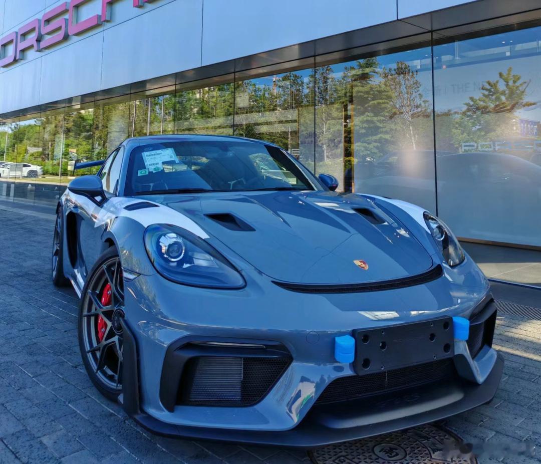 极地灰GT4RS 现车落地180万 ​​​