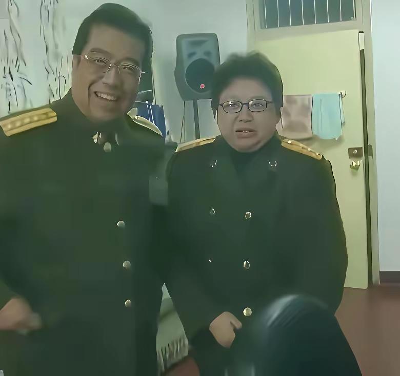 军队文职[赞]