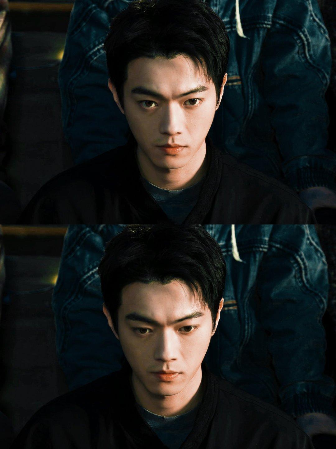 许凯回应出演方圆八百米的压力 怕接不住老戏骨的戏？那就真掐、真抖、真演。许凯用细