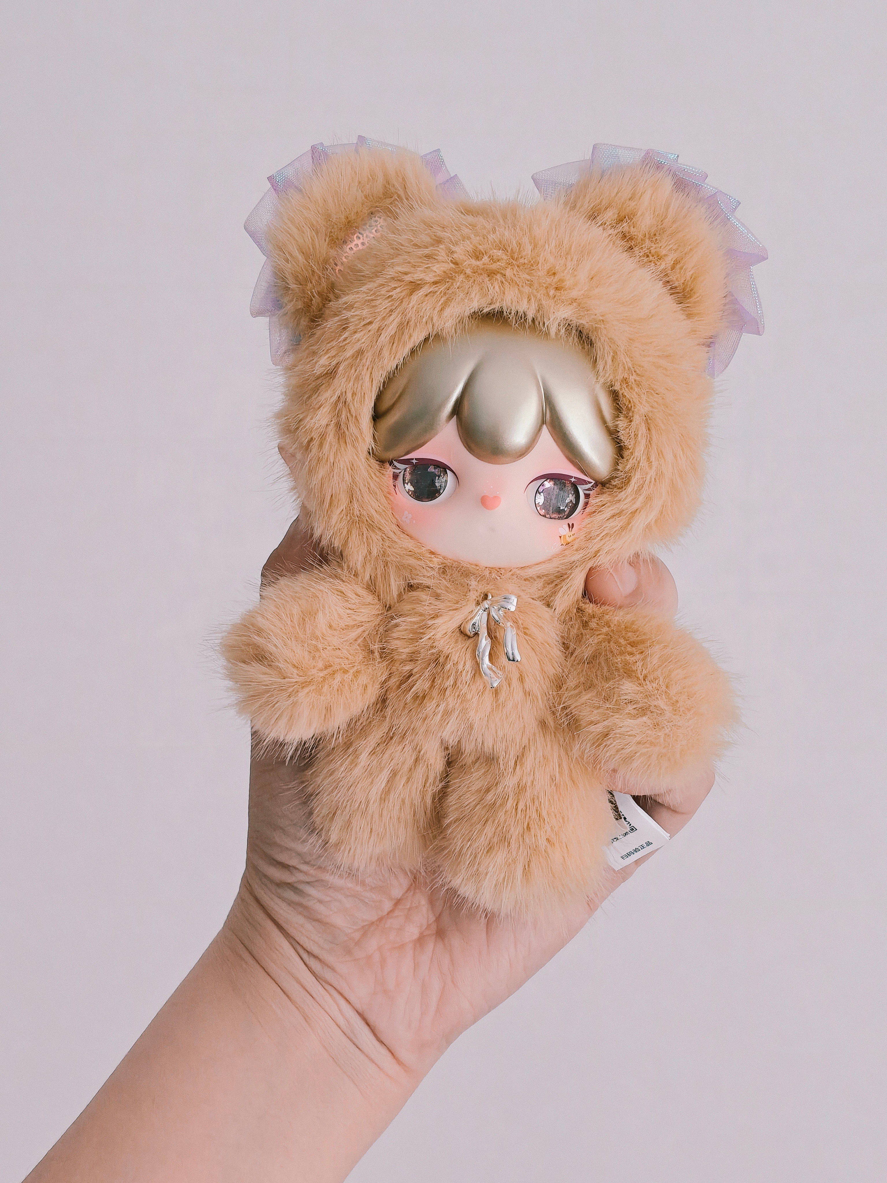 昨天半夜买的新盲盒到了，小女孩儿有精灵耳，太可爱了，一抽就抽到了最喜欢的两个！ 