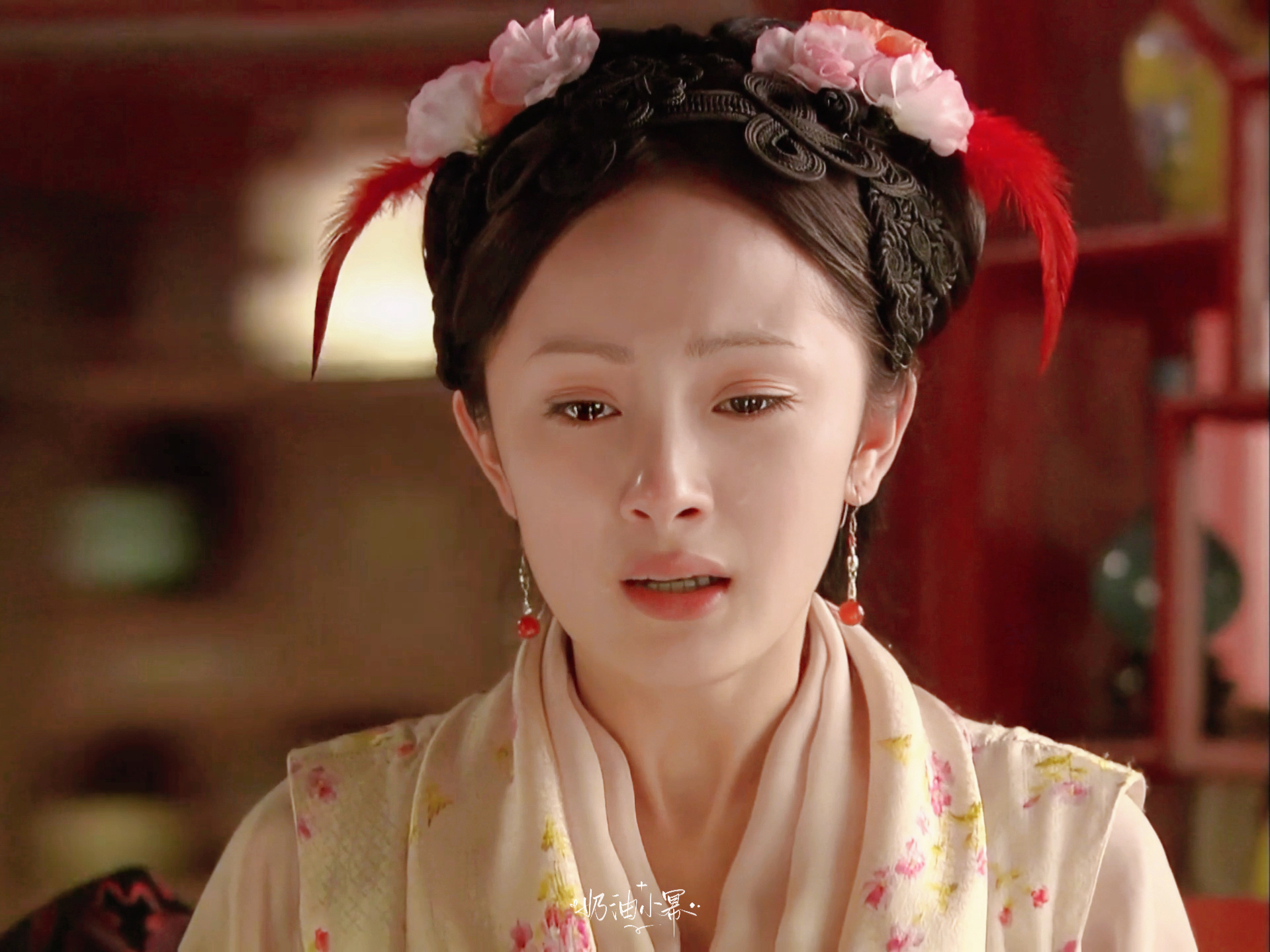 “晴雯姑娘，我不会针线活，但你的雀金裘补到了我的心里。”杨幂 × 晴雯 