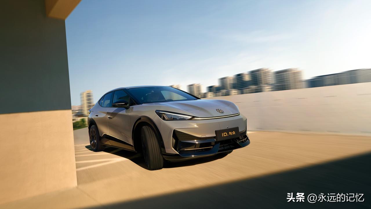 油价破百！加一箱够买只羊？我还真不敢弃油车！

老铁们，心在滴血不？国际油价这几