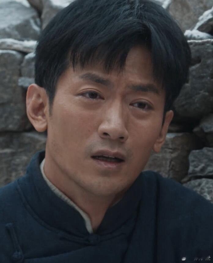 费文典把我妈气得直骂 哇塞，《生万物》里费文典太气人咯！新式读书人却被封建礼教束