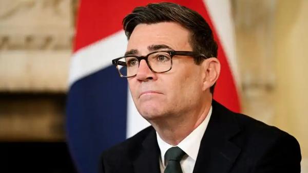 英国首相慌了，大英帝国有可能分崩离析
联合向中央施压！英国三地领导人首次会晤，独