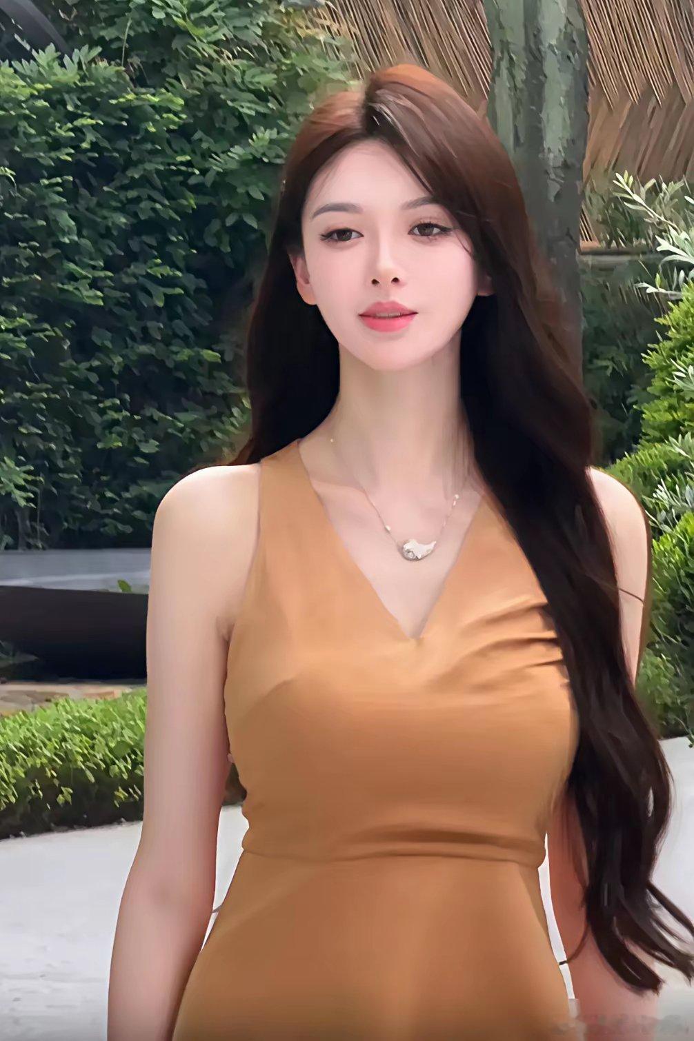 黄晓明现在应该是全网最后悔的人。不是因为后悔和杨颖离婚，而是因为后悔再也不可能和