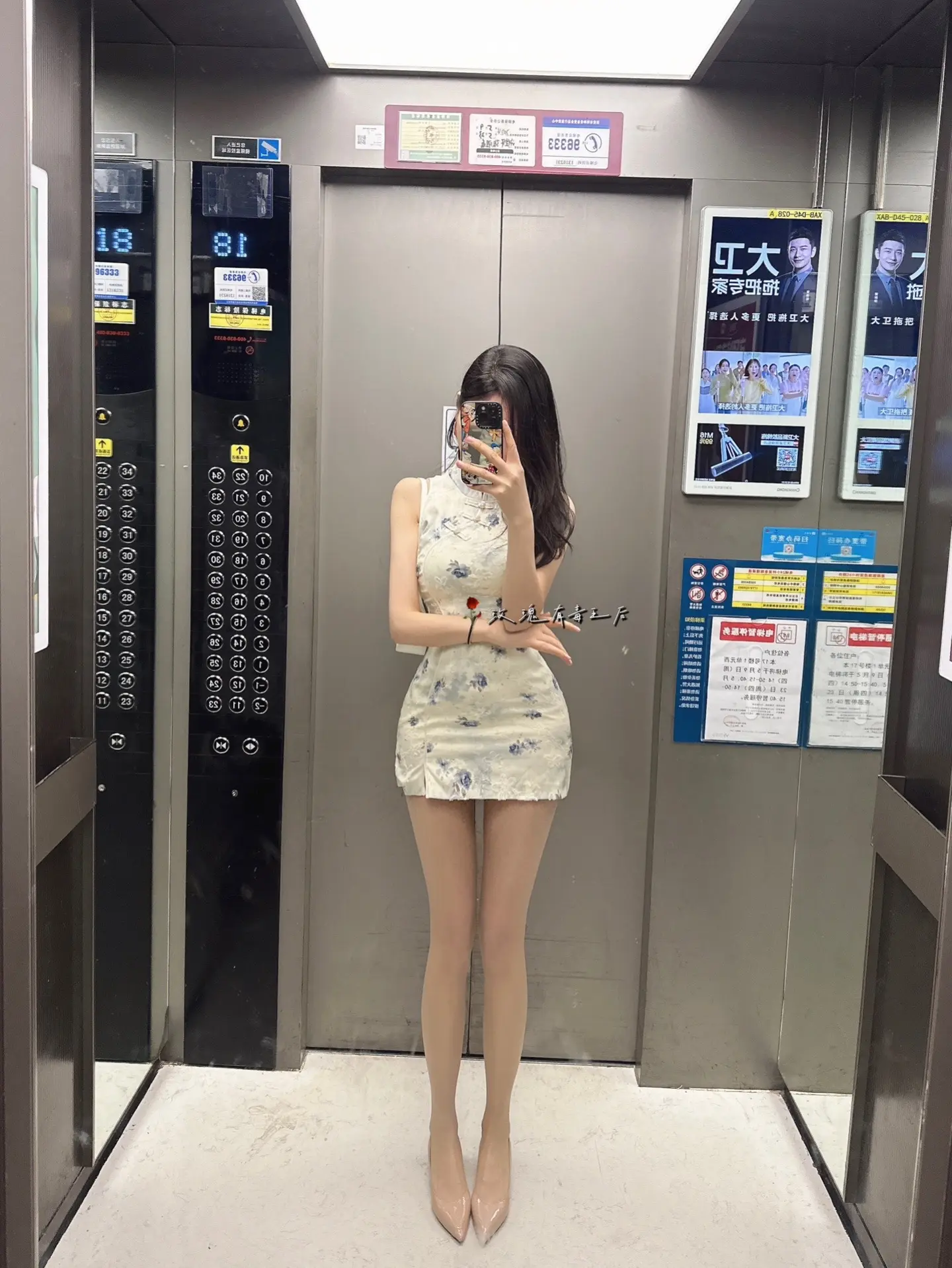 第一次穿小旗袍！