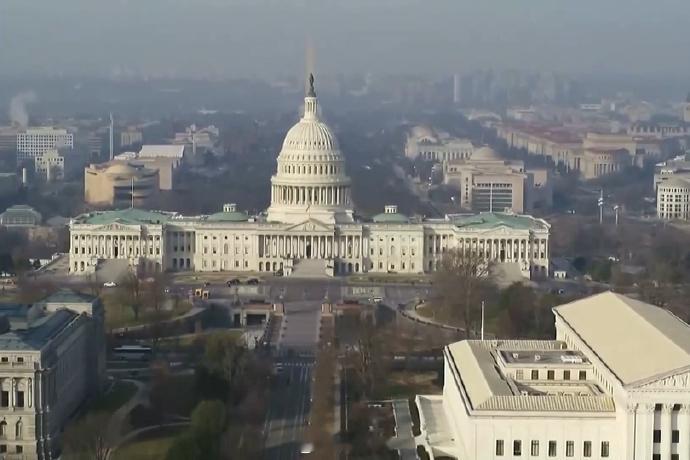美国对与伊朗有贸易往来国家加征关税 国际局势  央视记者当地时间2月6日获悉，美
