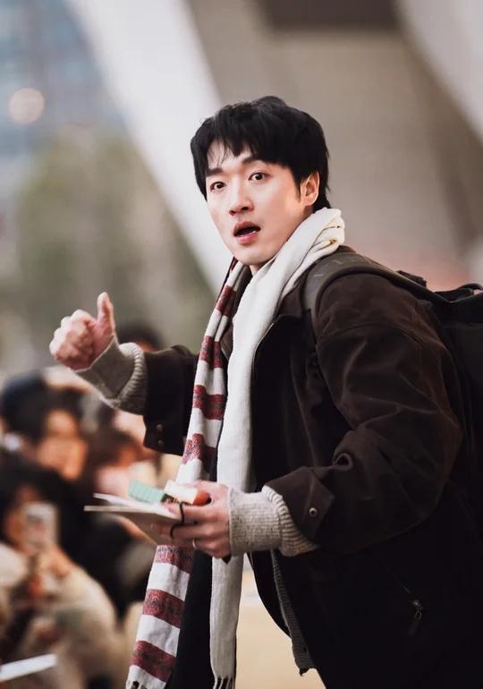 冬日时尚穿搭
好像有在好好穿搭
	
粉丝来信下班 25.12.20午
	
于晓璘