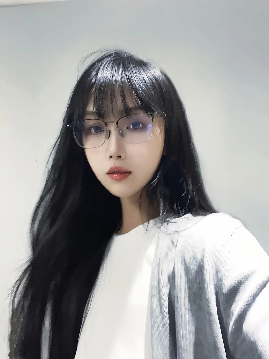抬头，看着我