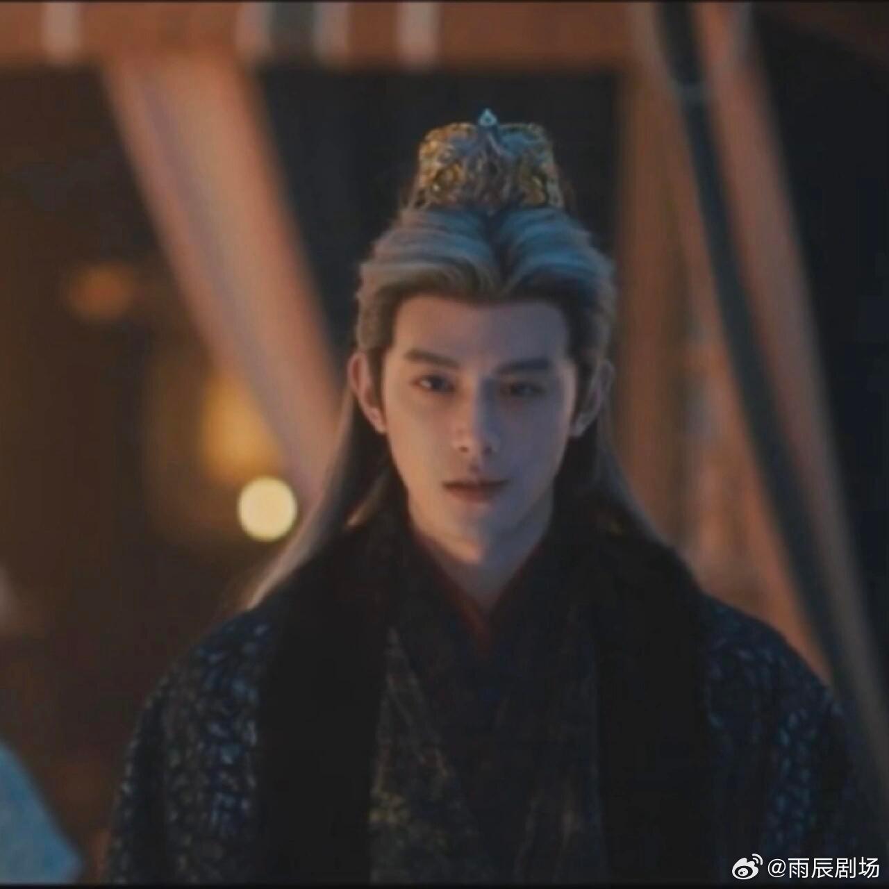 谁懂啊这个挑眉我也就看了10086遍吧孤可是九五至尊，那好吧（邪魅一笑）手一挥其