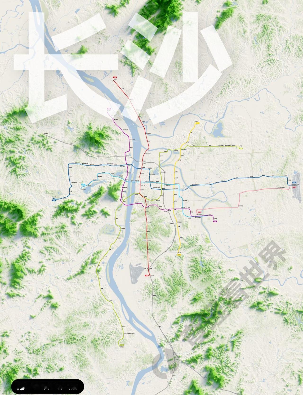 长沙地铁：重塑“山水洲城”的地理骨架
从地理格局上看，长沙地铁早已突破了湘江这一