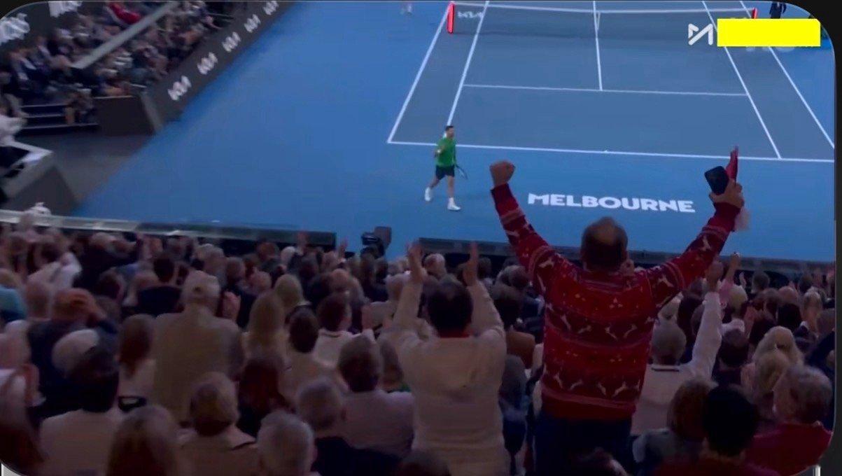 第一局德约破发了 这状态有点无敌啊