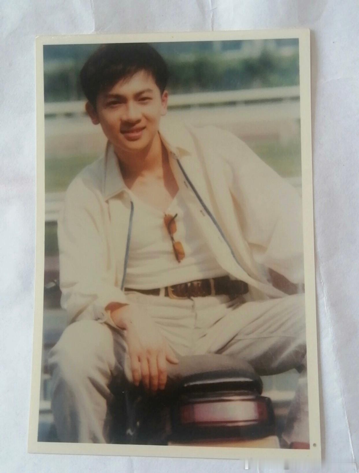 小虎队 ฅ՞•ﻌ•՞ฅ 