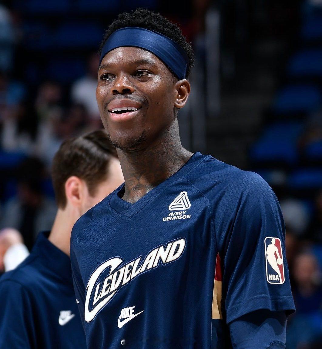 施罗德被交易了9次。这是NBA历史上球员的第二多。 