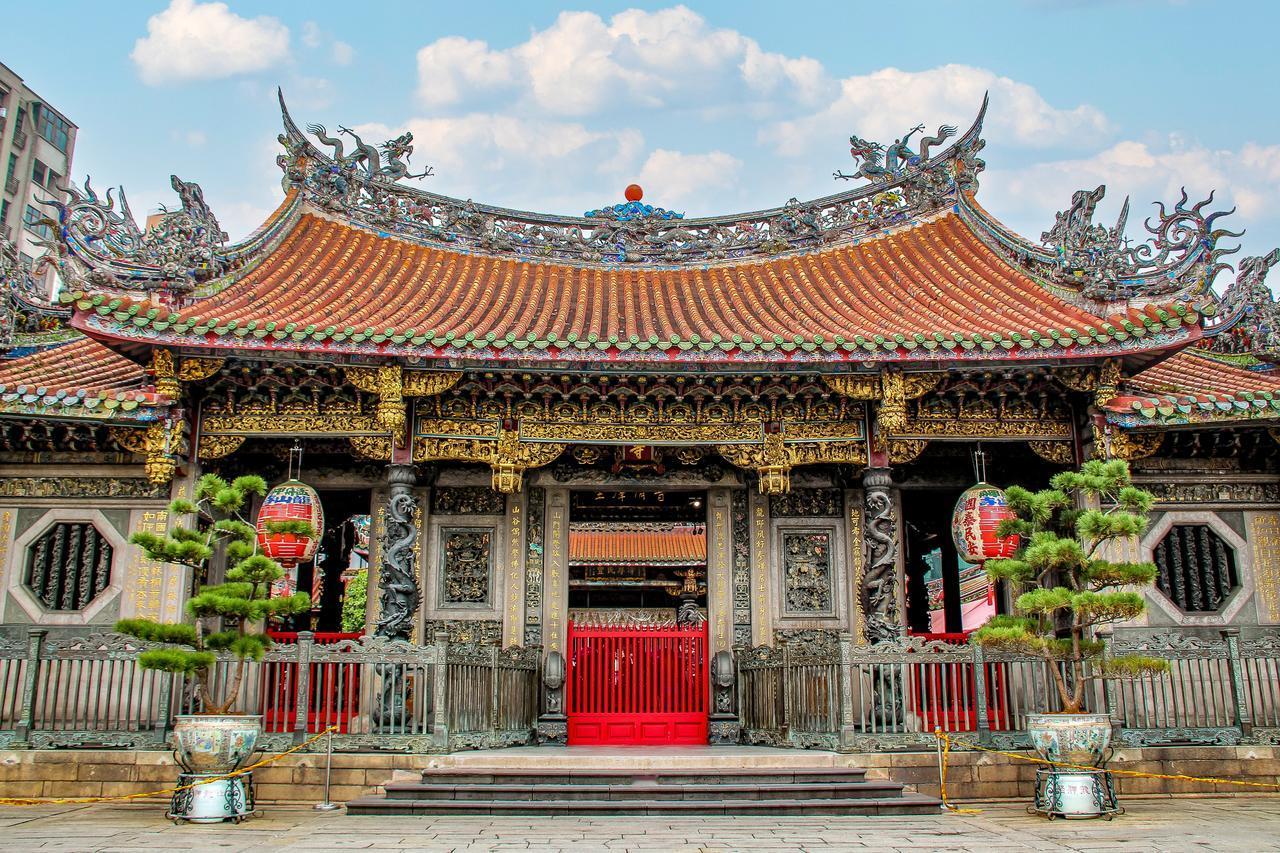 郑丽文强调“大陆是亲人”，此话绝非毫无根据的说辞，台湾离福建闽南沿海最近，台湾岛