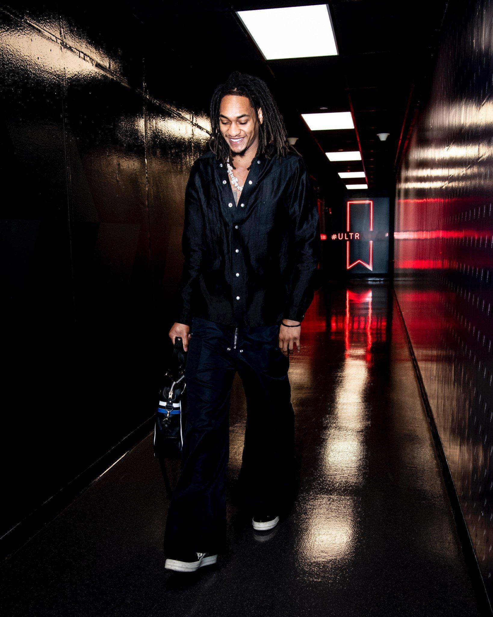 准备上班！今天我们主场再战独行侠超话创作官 ｜篮球年末狂欢季 ｜独行侠vs马刺