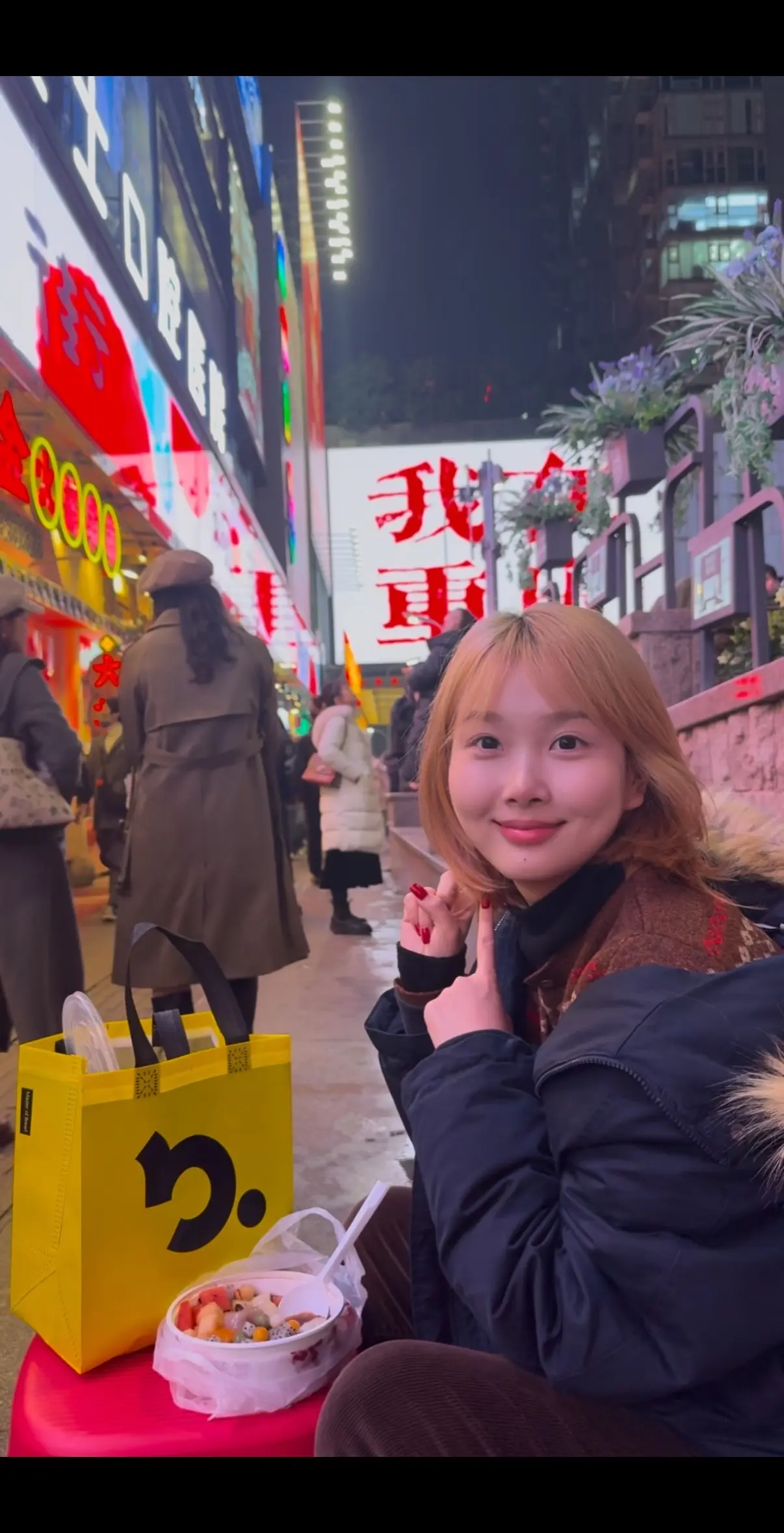等我把重庆的照片发完 别骂我美妞们。