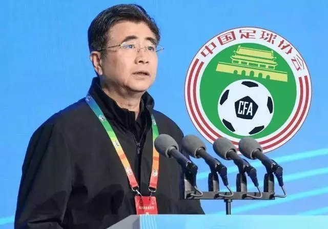188天!旗帜鲜明地反对“现阶段,用国产教练担任国足主帅”!我已经连续188天发