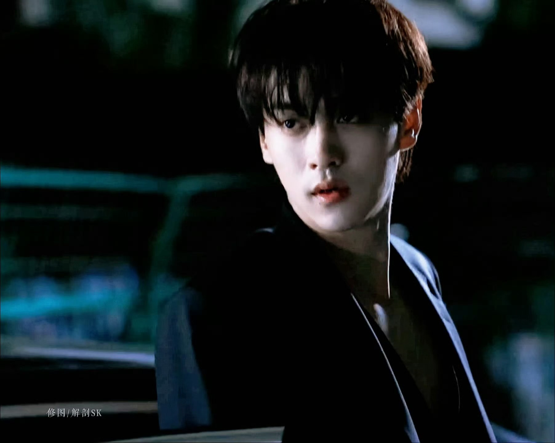 未完全蜕却的鳞片 