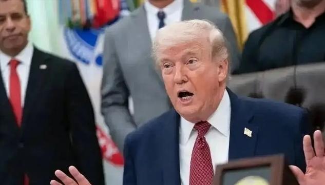 特朗普又搞事！社交平台公然提议，让北约和G7国家一起对中国加征关税，最高翻一倍，