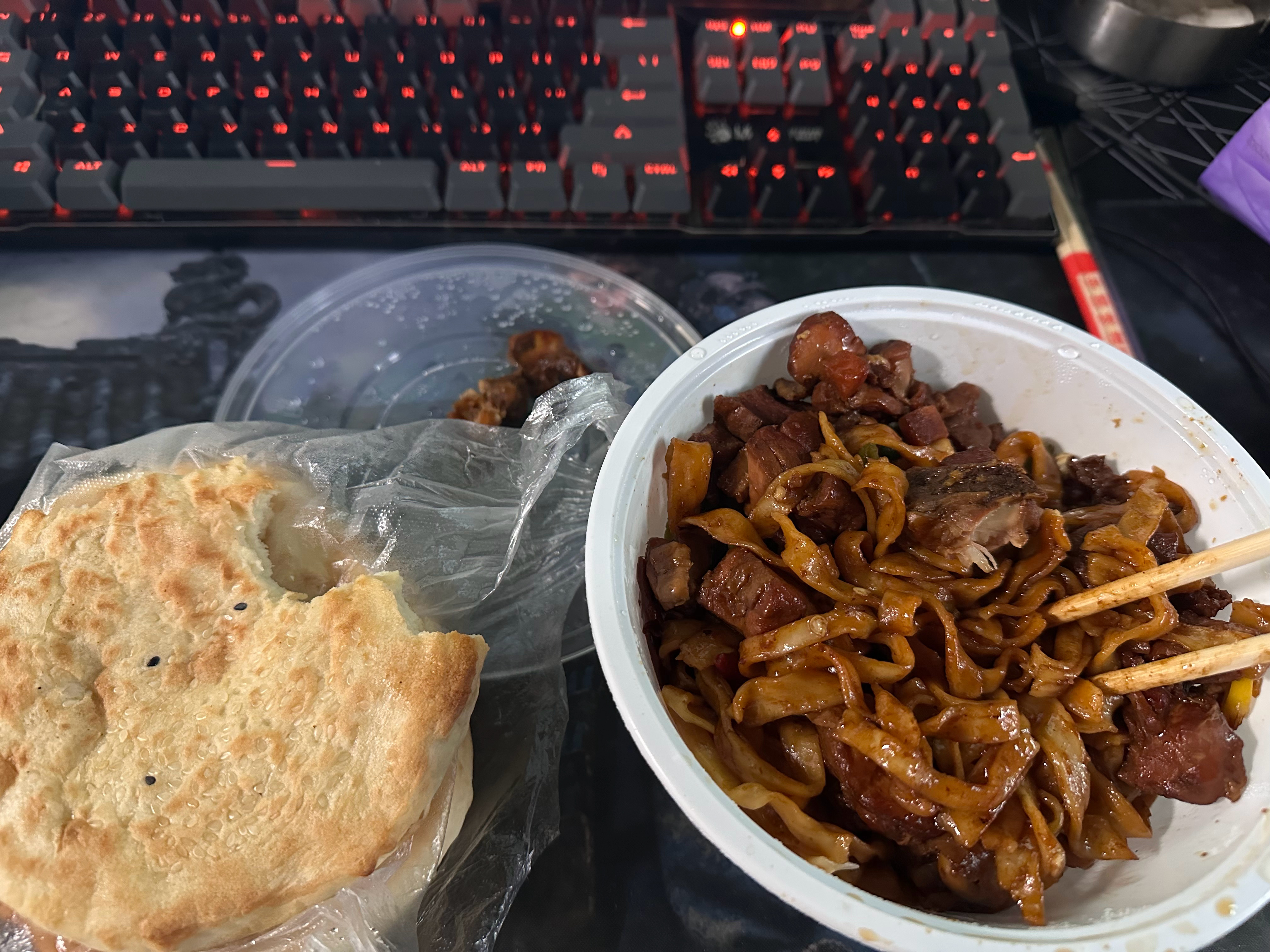 这个真的是最近发现的神仙面馆叫什么辣子鸡手擀面 