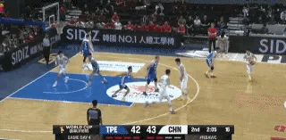 中国男篮vs中国台北男篮上一场中国男篮消耗很大，台北赢了韩国亦不能轻视，这场依然