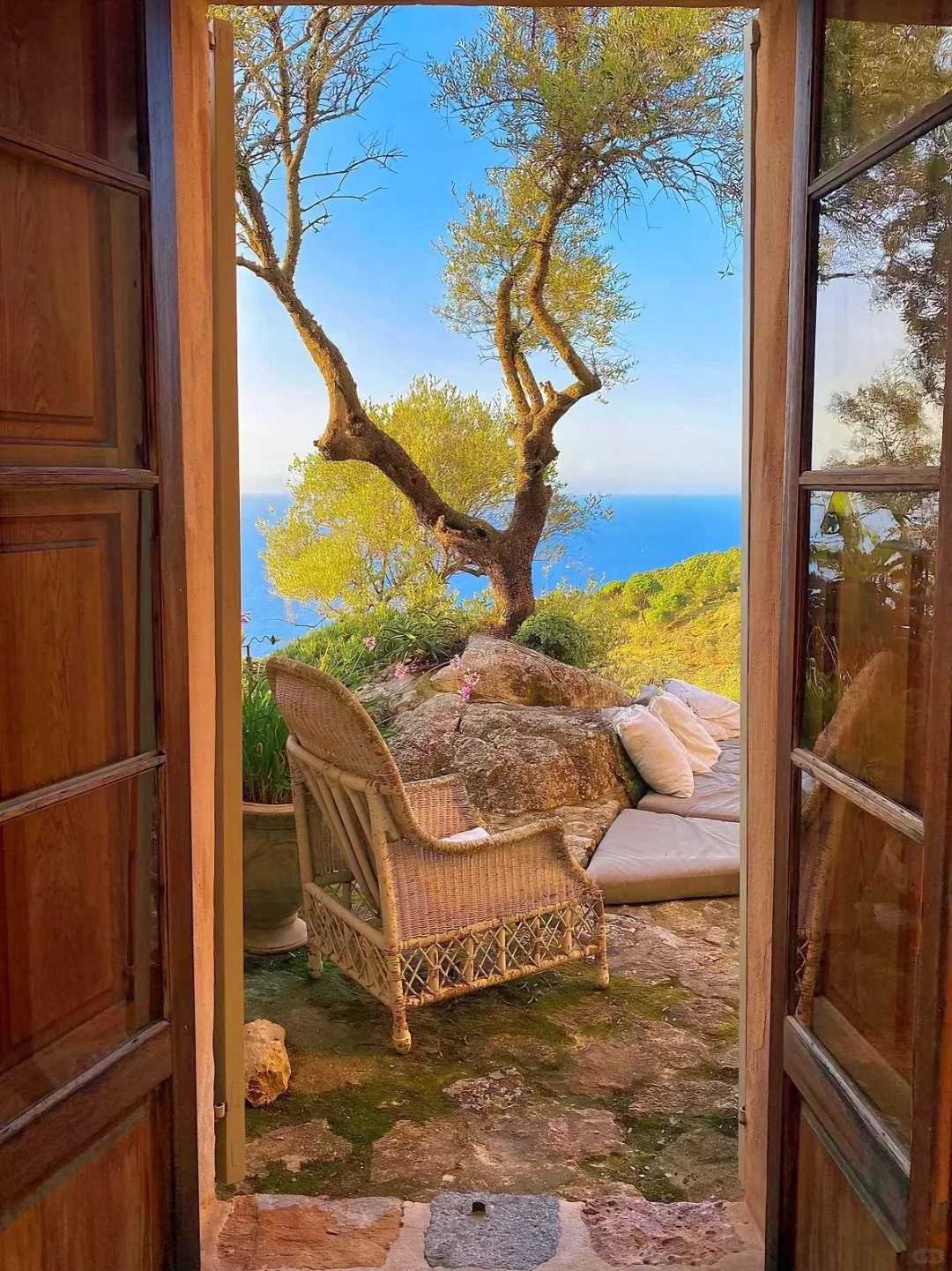 西班牙Mallorca⛱️绝美Deiá小镇漫游攻略！