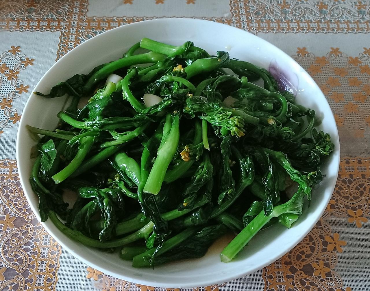 春季时令菜，炒菜苔好吃