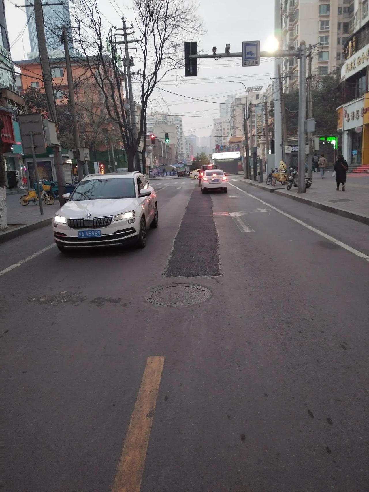 [兰州雨水防洪排涝工程瓜州路敦煌路建兰路段竣工]
今天甲辰龙年12月15号
星期