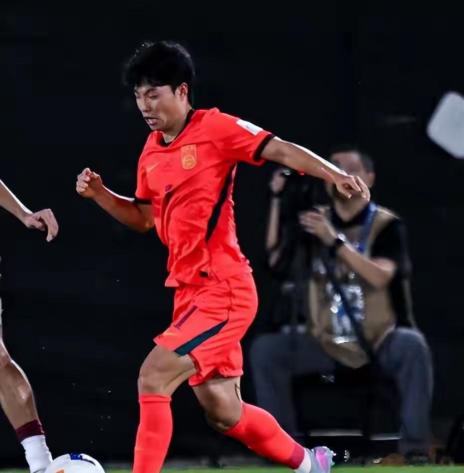 U17亚洲杯曝出大冷门,中国男足3-1掀翻亚洲冠军,下轮对手实力太弱。