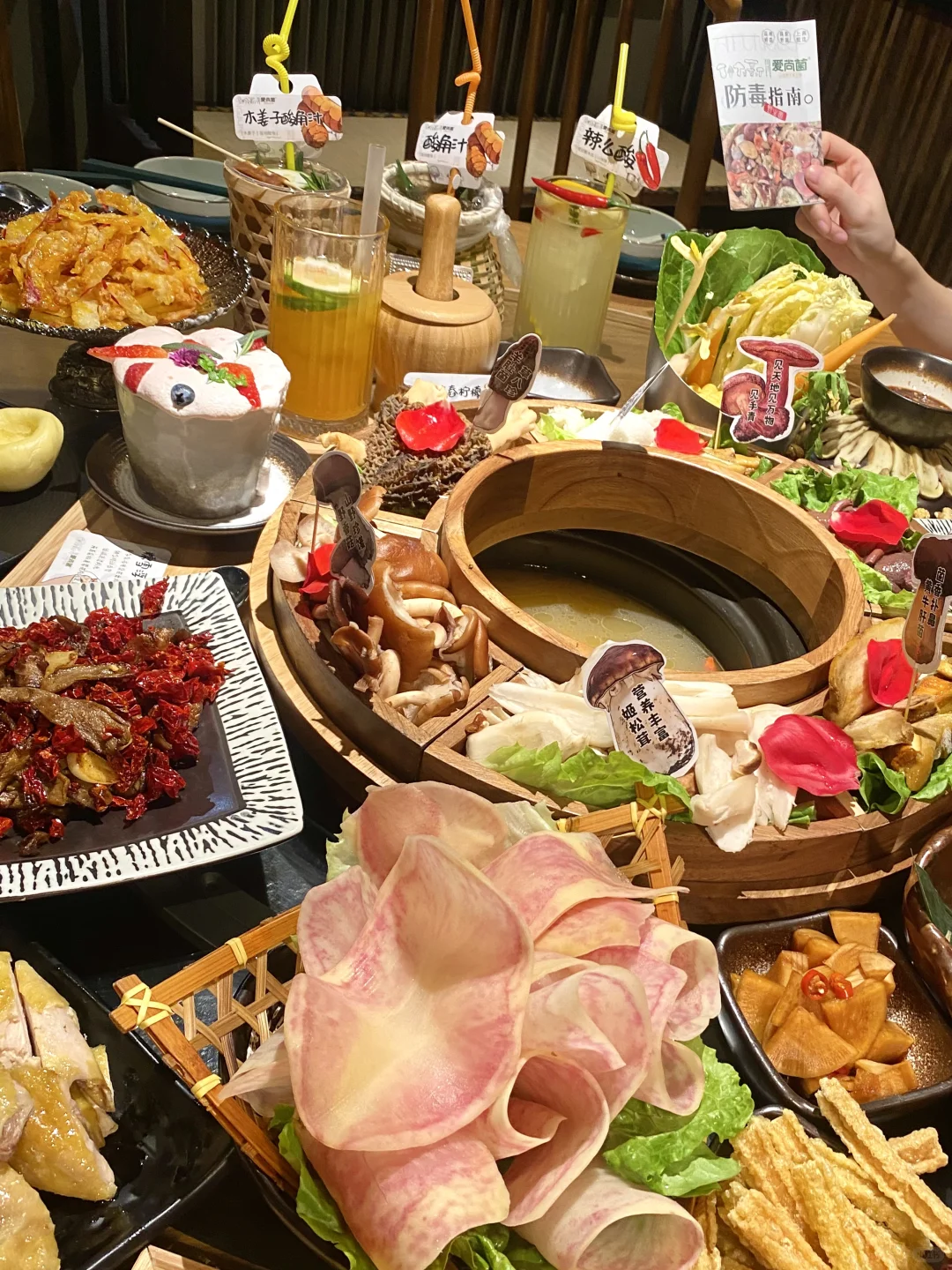 为了这口菌菇火锅，我愿意每天来！🤤