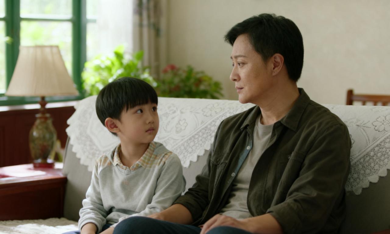 “迁户口竟发现儿子非亲生！”河南濮阳一男子怎么也没想到，打工 20 年养大的儿子