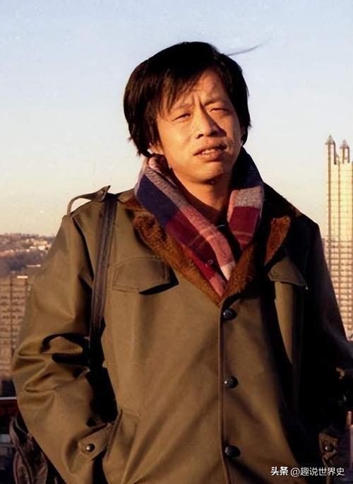 在我看来，整个历史可以浓缩成一个场景：一位贤者坐在君王面前，君王问道：有没有一种