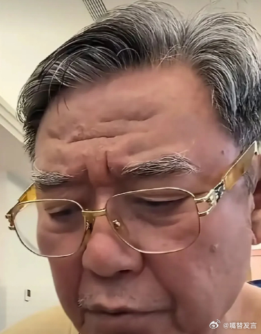 74岁的老戏骨李立群 直接忍不了了！ 开始吐槽，而他吐槽的点，竟然不是娱乐圈那点