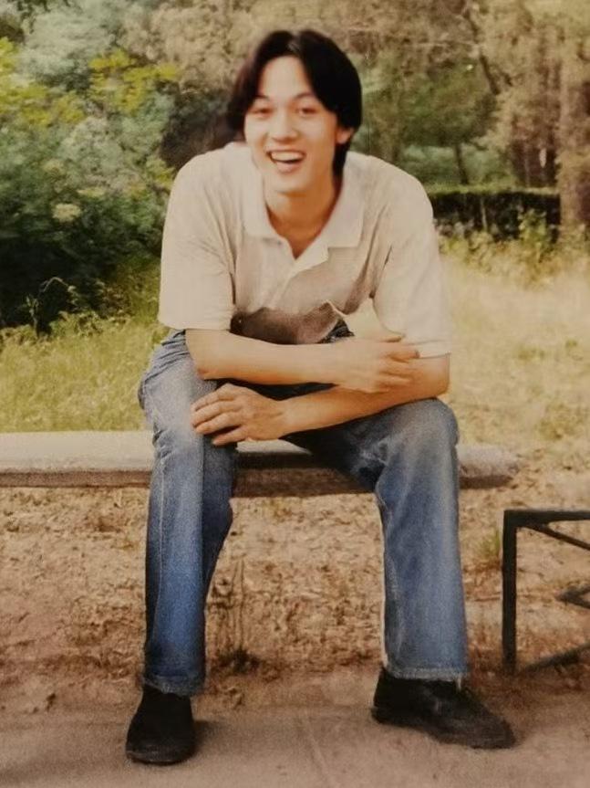 谁能想到，当年十分青涩的李斌、何小鹏、李想，日后会成为造车新势力翘楚“蔚小理”掌