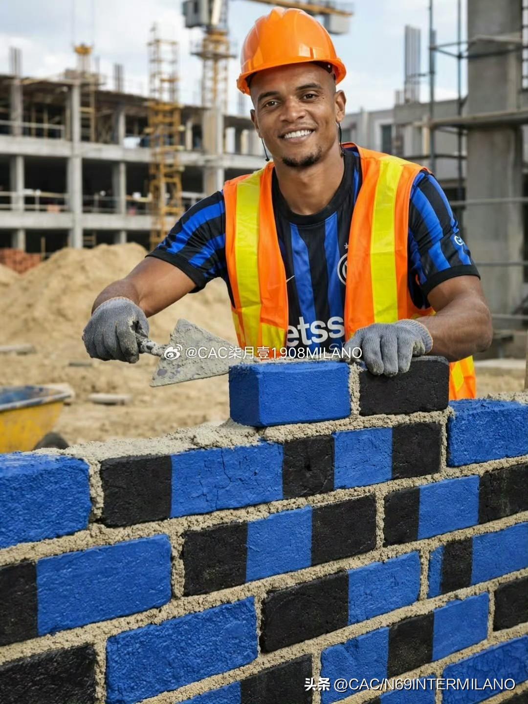 曼努埃尔'阿坎吉一道坚固的防线！
在夏季转会市场接近尾声之际，阿坎吉悄悄抵达米兰