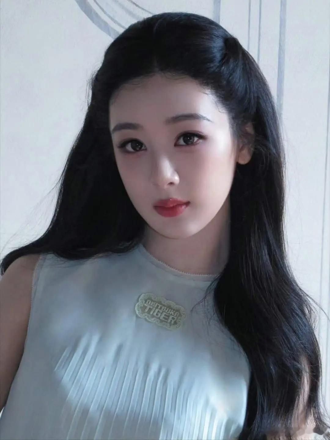 化妆师镜头下的杨紫🍇，美美嘟 ​​​