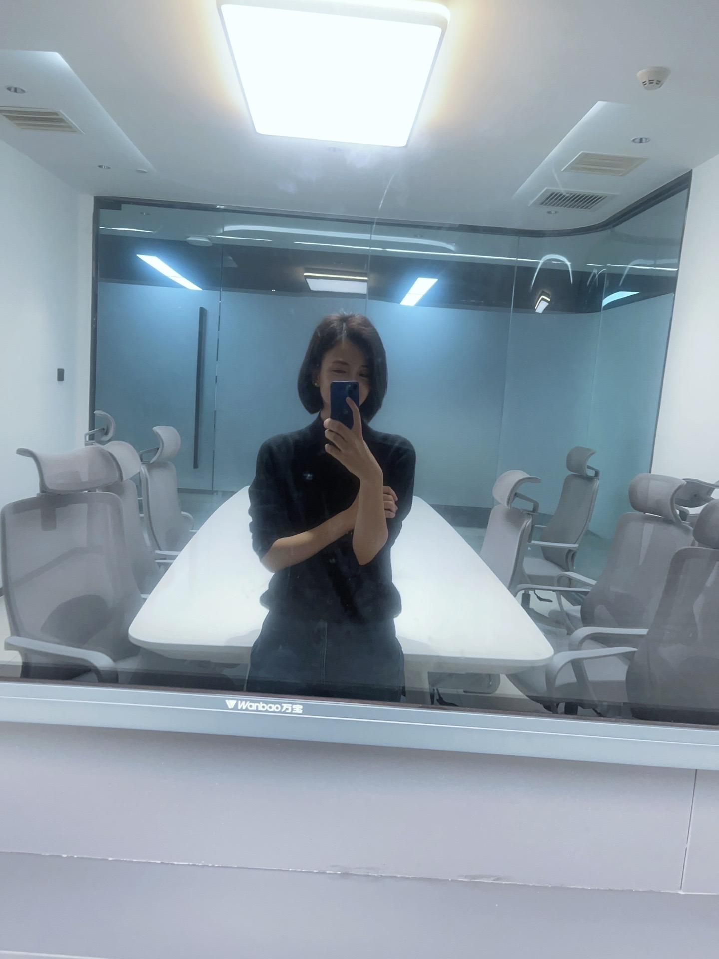 人生没有白走的路 对了就庆祝 错了就进步😄